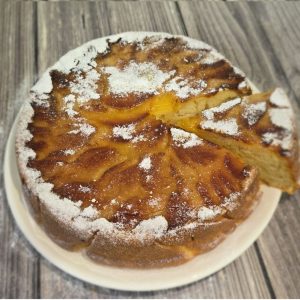 ШАРЛОТКА С ЯБЛОКОМ